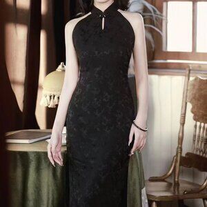 Halterneck Dress